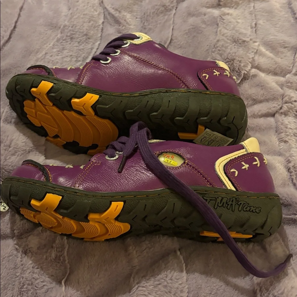 TMA eyes leather shoes. - Picture 2 of 5